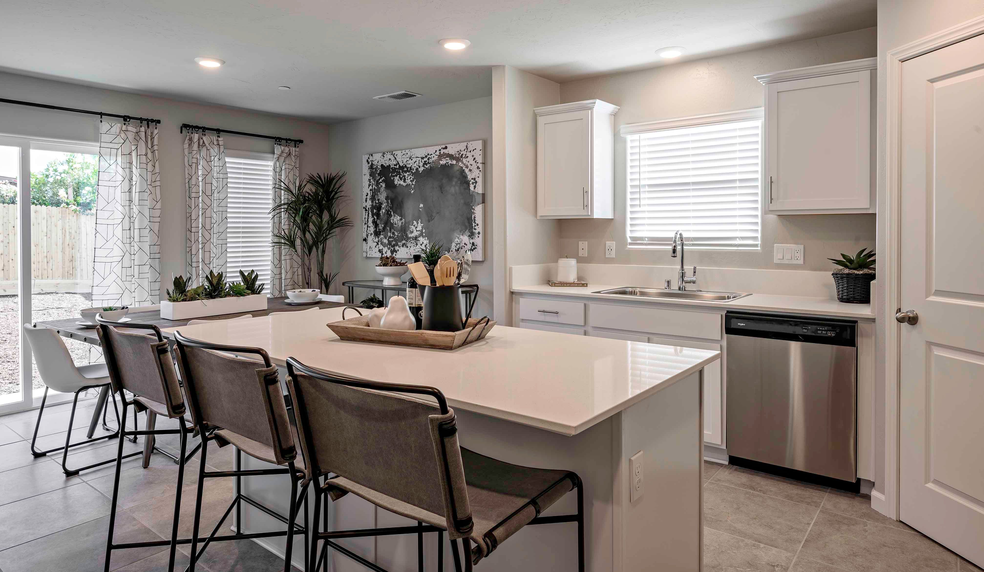 2134 Heidi Avenue. Sanger, CA 93657