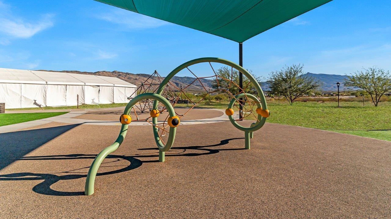 14011 E Canidae Drive. Vail, AZ 85641