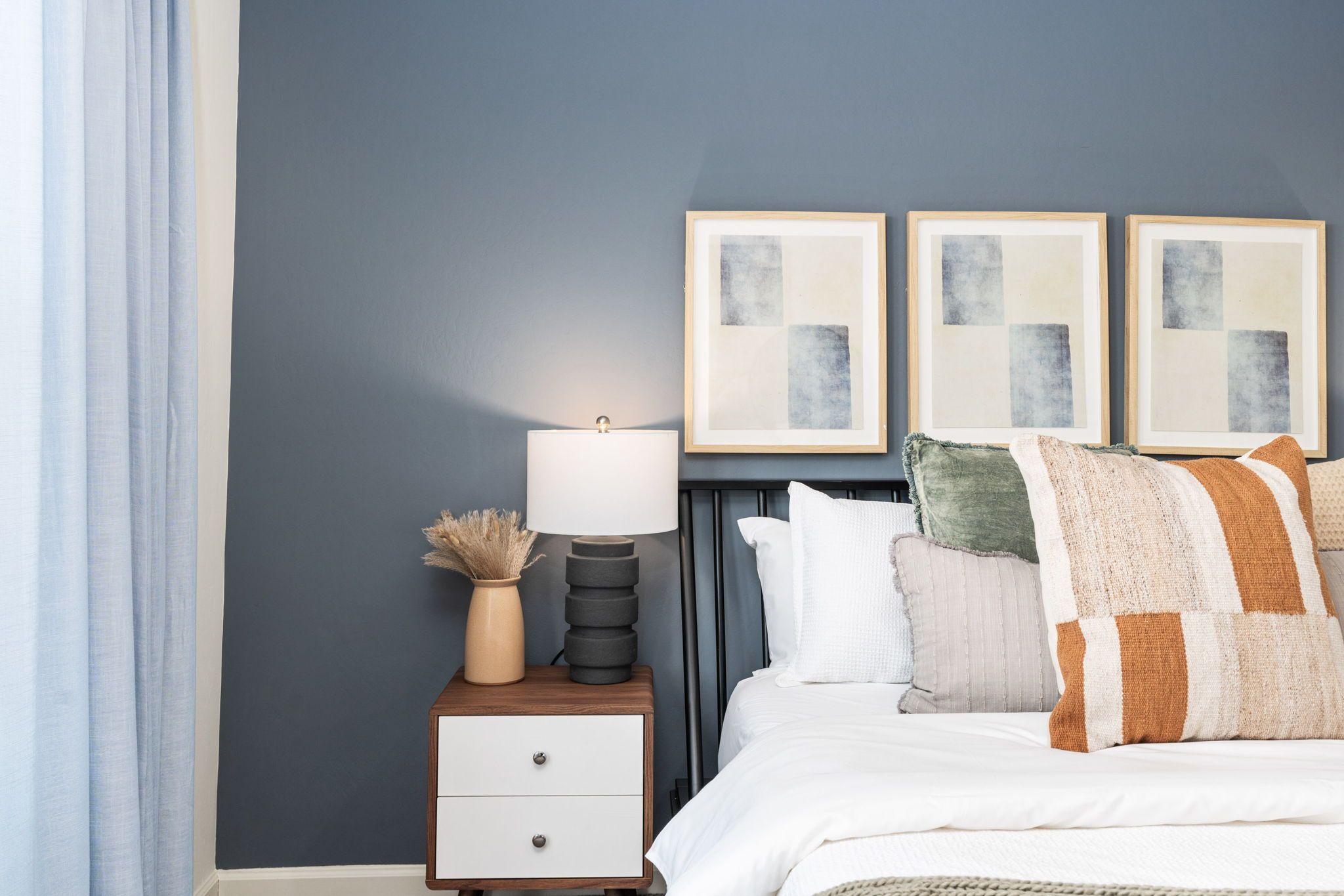 8107 Crofton Way. Bakersfield, CA 93307