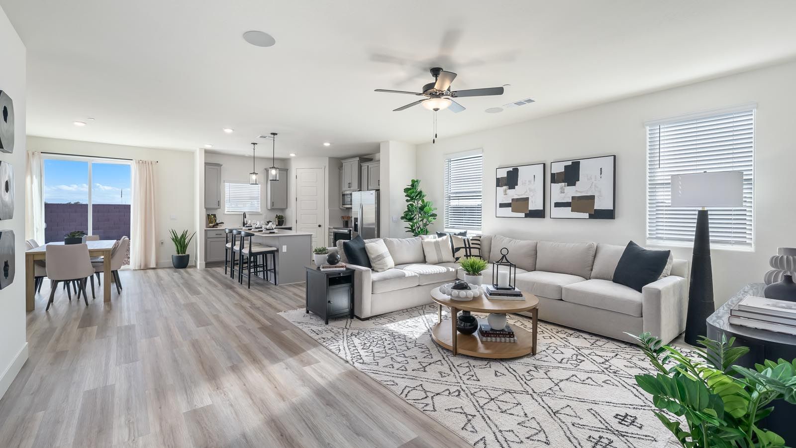 casa en Bella Oaks I por D.R. Horton Basic