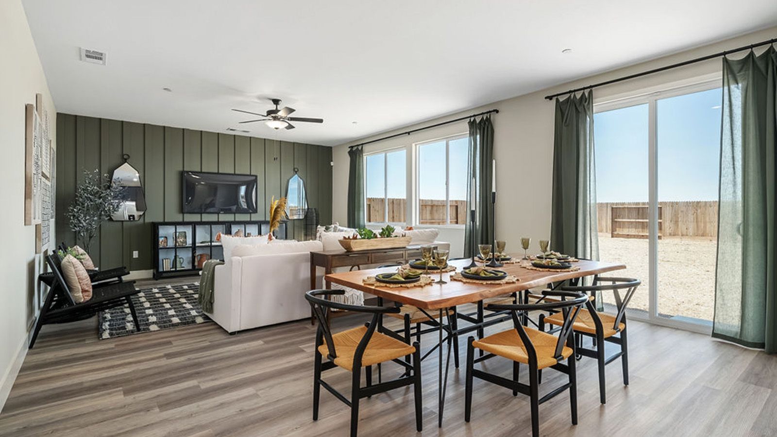 casa en Laurelwood por D.R. Horton Basic