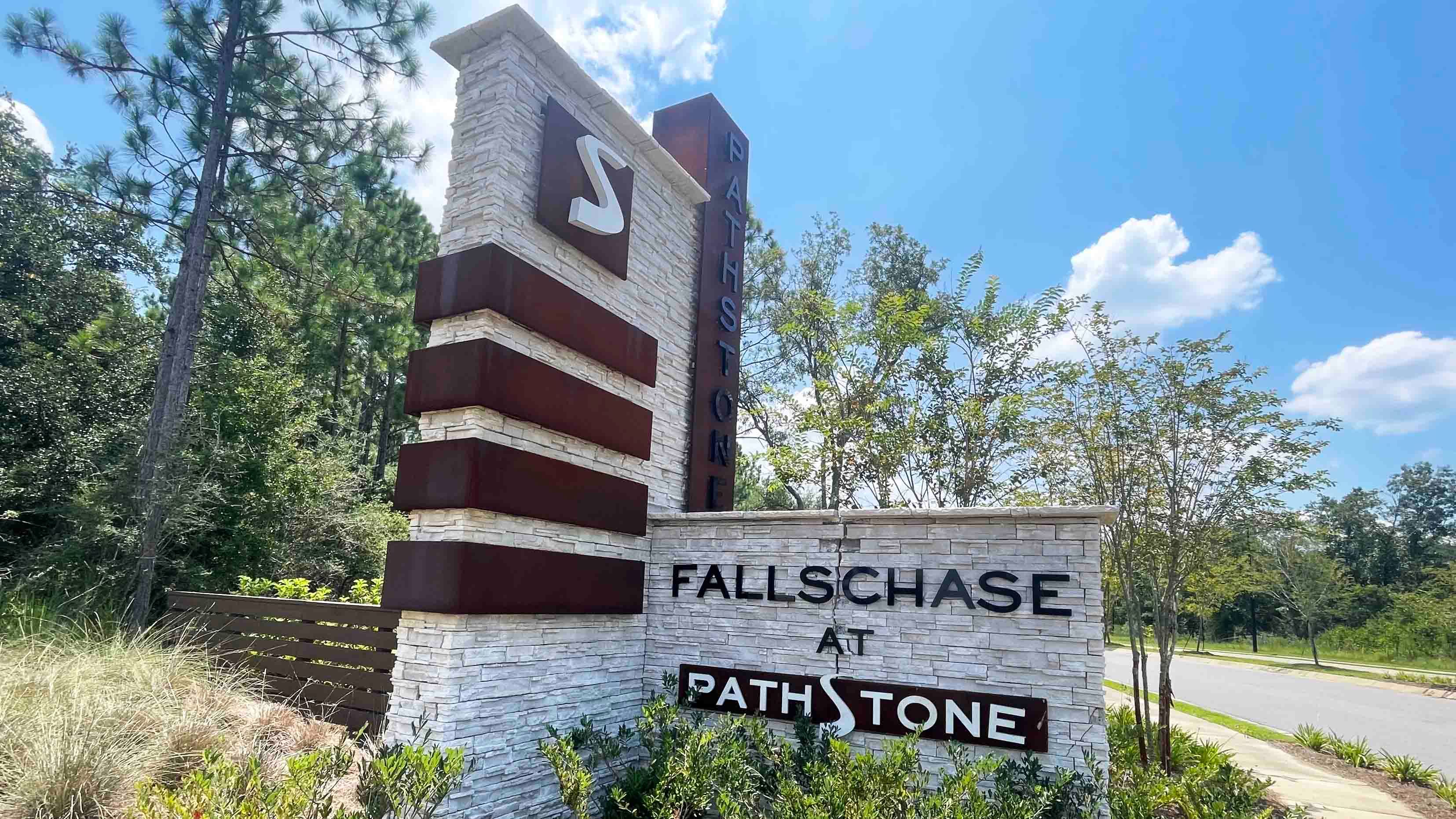 casa en Fallschase at Pathstone por D.R. Horton Basic