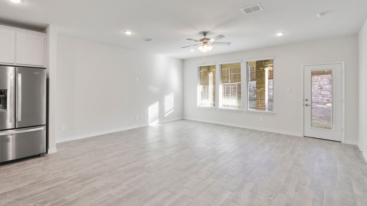 233 Texas Red Ln. Oak Point, TX 75068