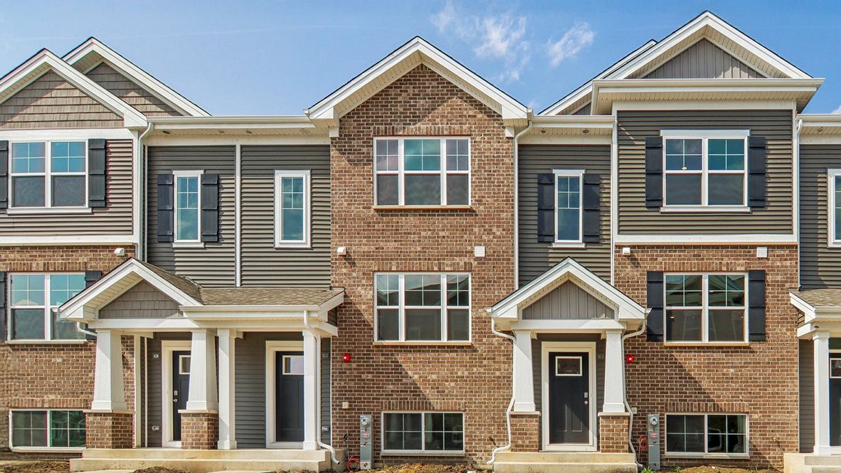 GARFIELD - Oak Ridge Townhomes: Tinley Park, Illinois - D.R. Horton