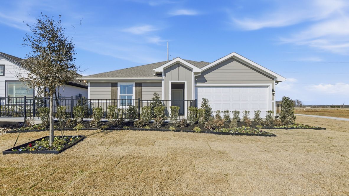 111 Rainwater Lane. Bridgeport, TX 76426