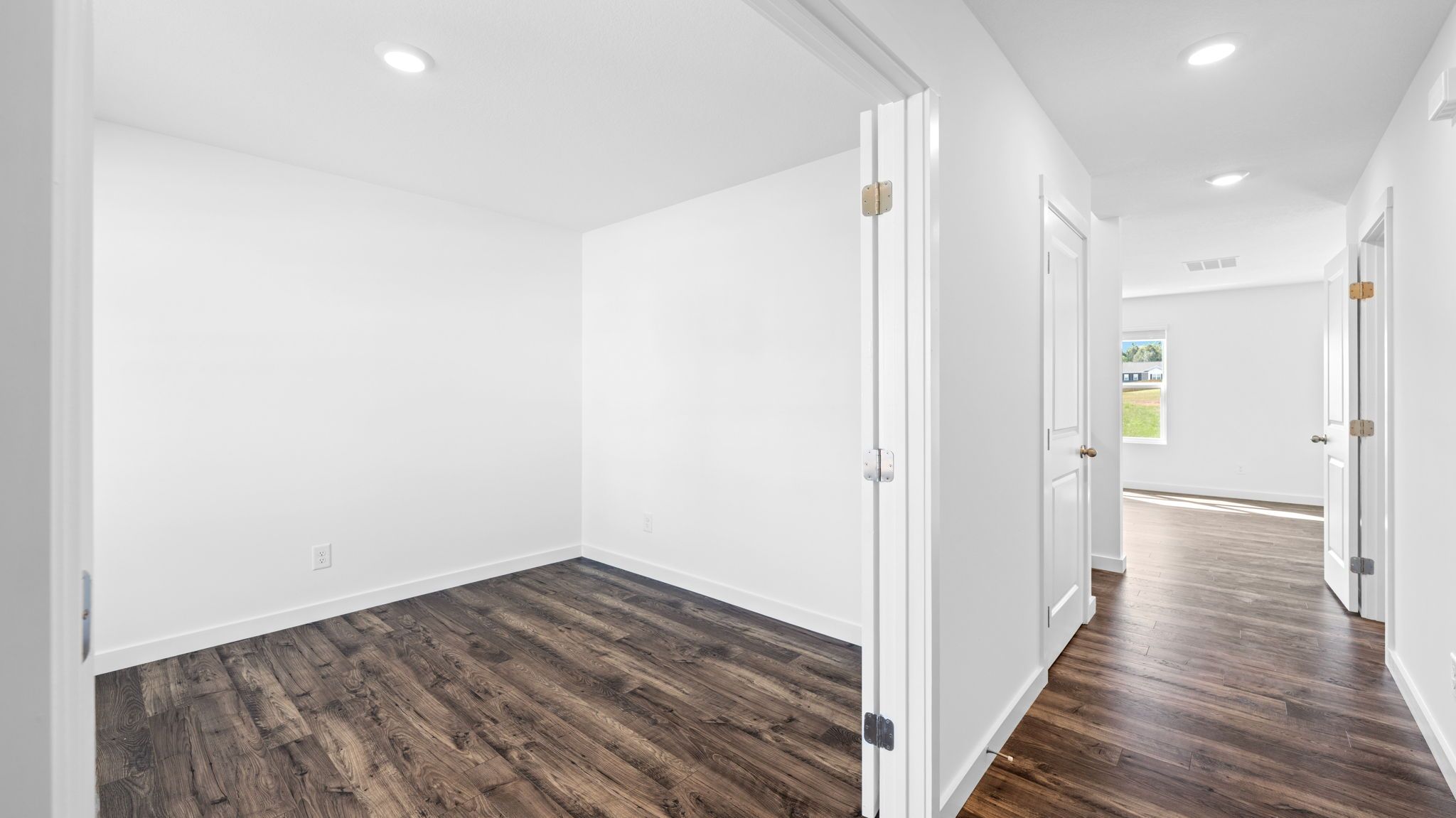 8347 Watercolour Lane. Ooltewah, TN 37363