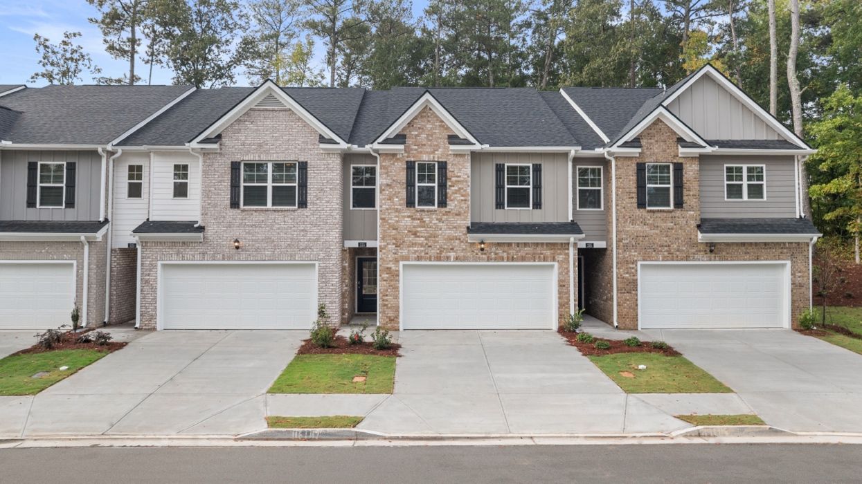 617 Silver Moon Drive. Loganville, GA 30052