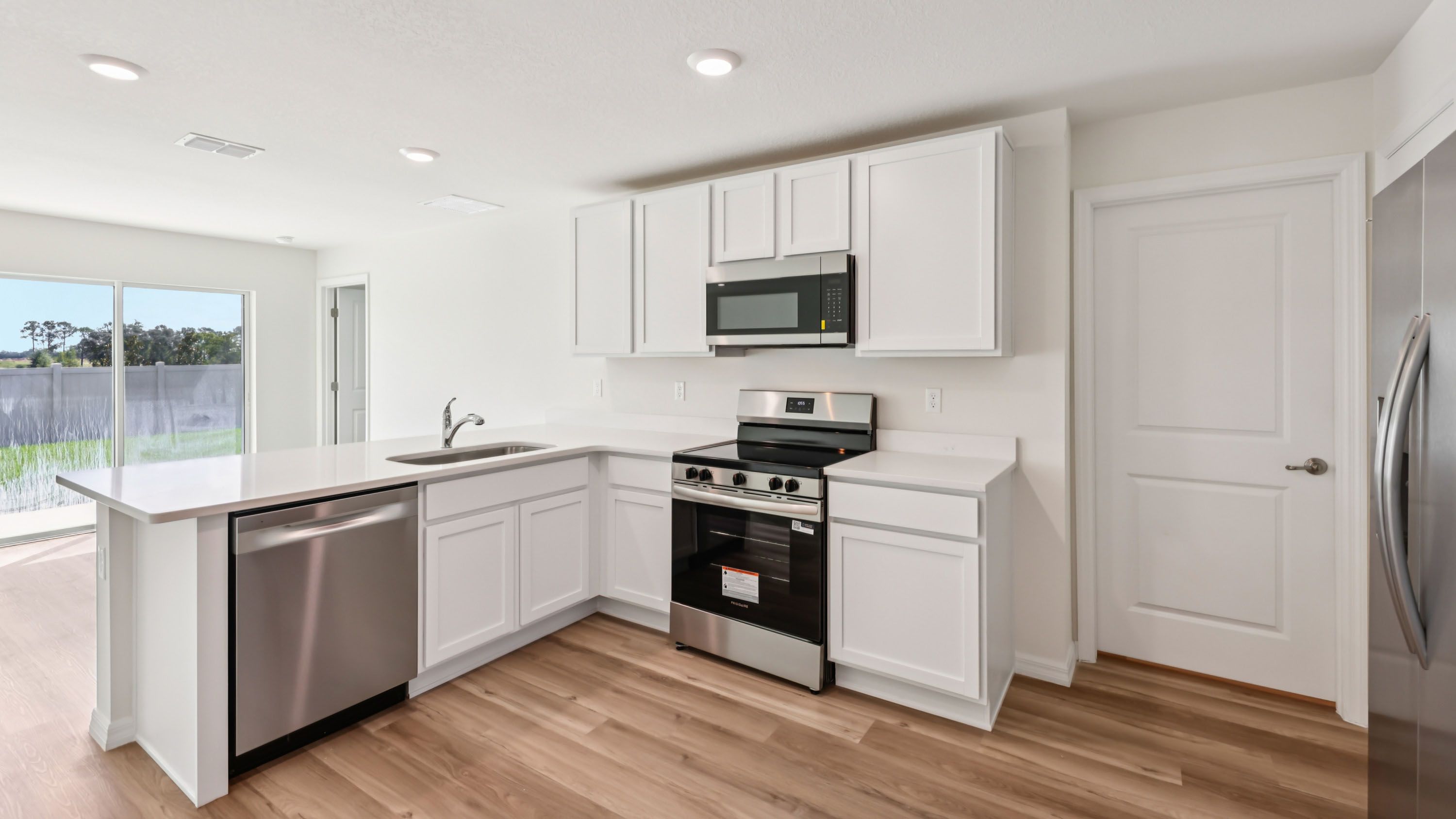 11448 Spring Hill Drive. Spring Hill, FL 34609