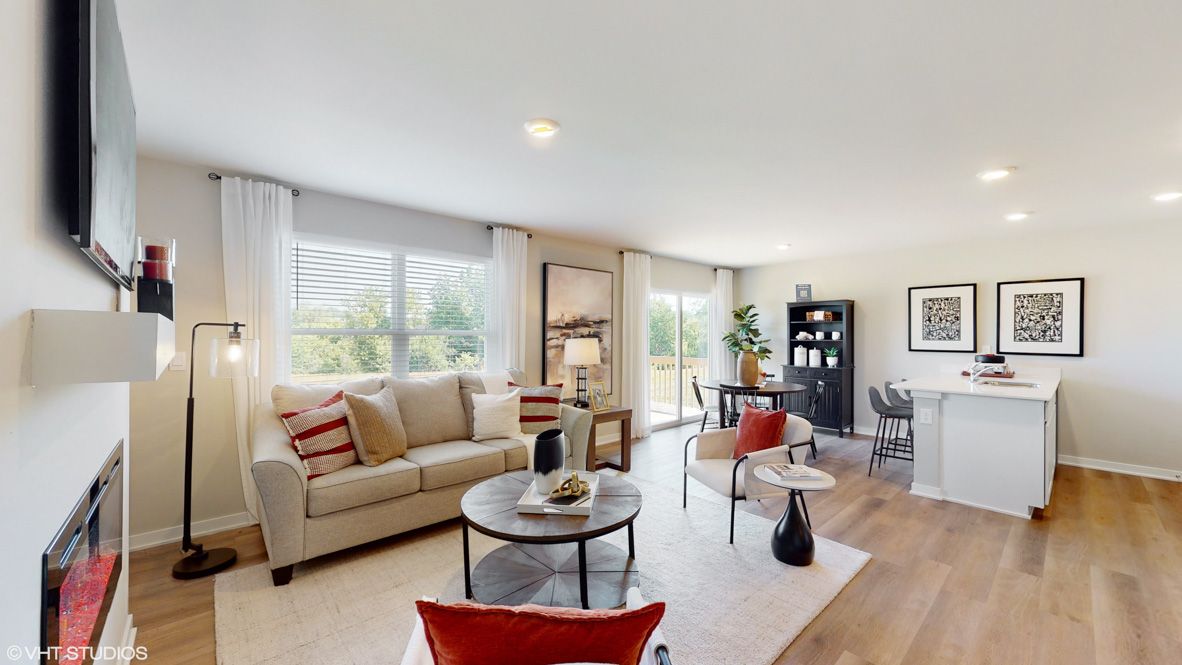 2729 Prairielight Dr. Hiawatha, IA 52233