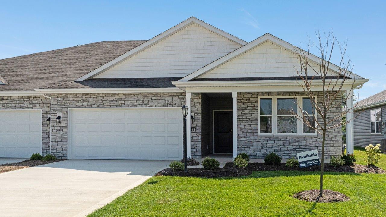 Kennebec Paired Villas por D.R. Horton en Fort Wayne Indiana