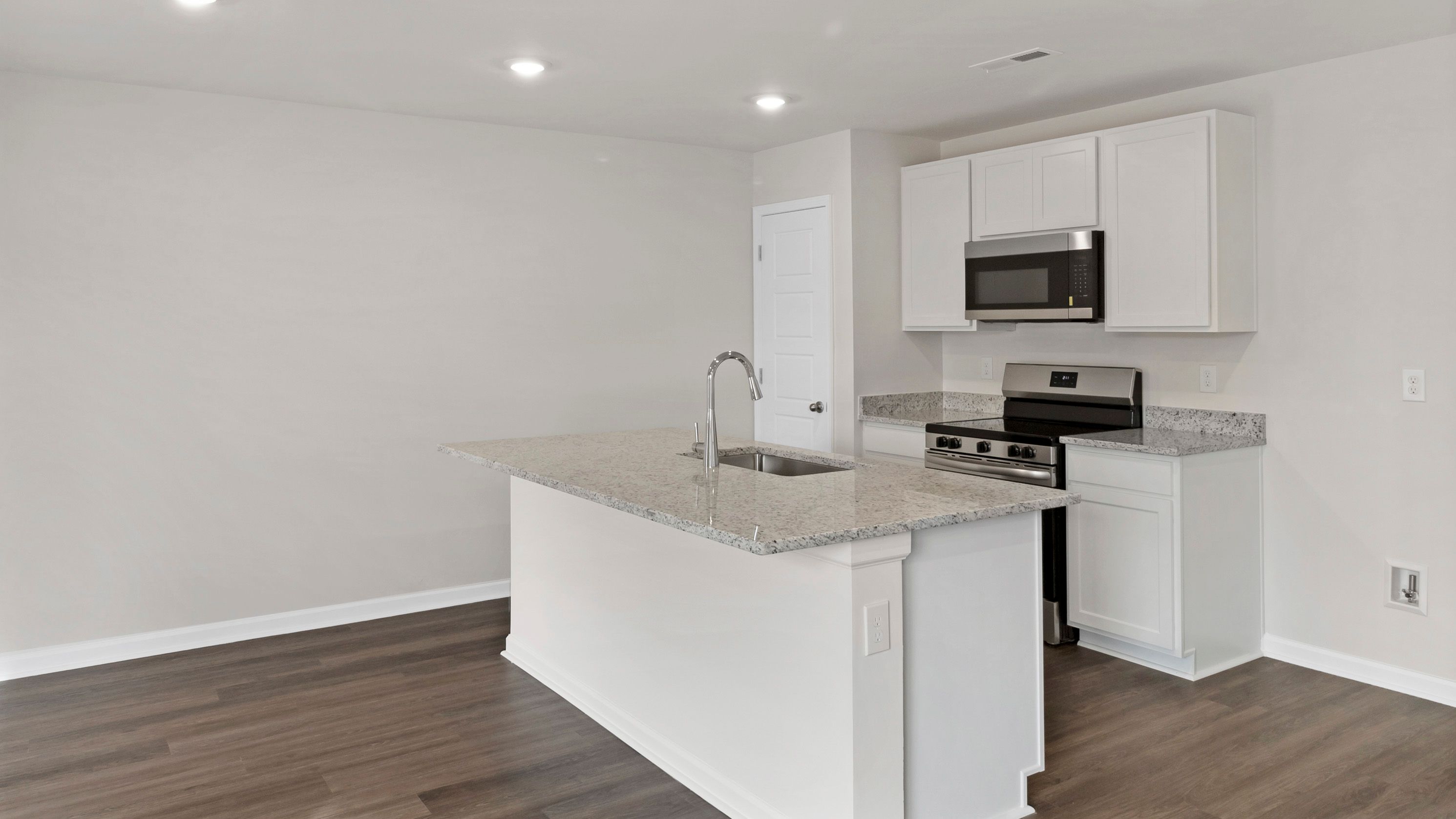 101 Trestle Point Drive. Harvest, AL 35749