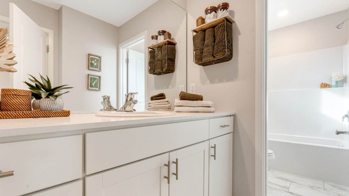 9339 Se Middleton Street. Happy Valley, OR 97086