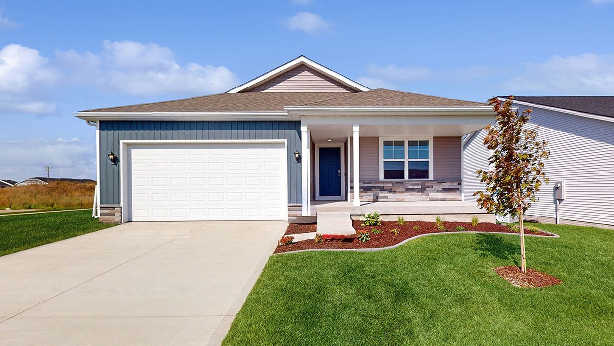 Hamilton - Harvest Meadows: Bondurant, Iowa - D.R. Horton