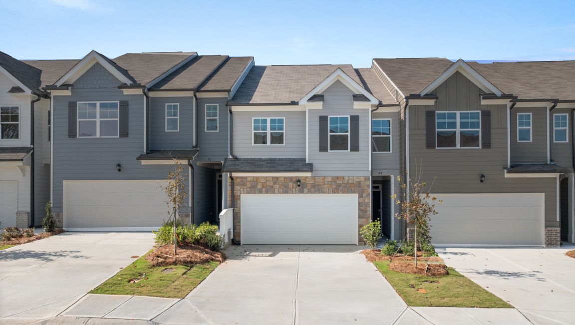 Hughes Court - Dawsonville, GA