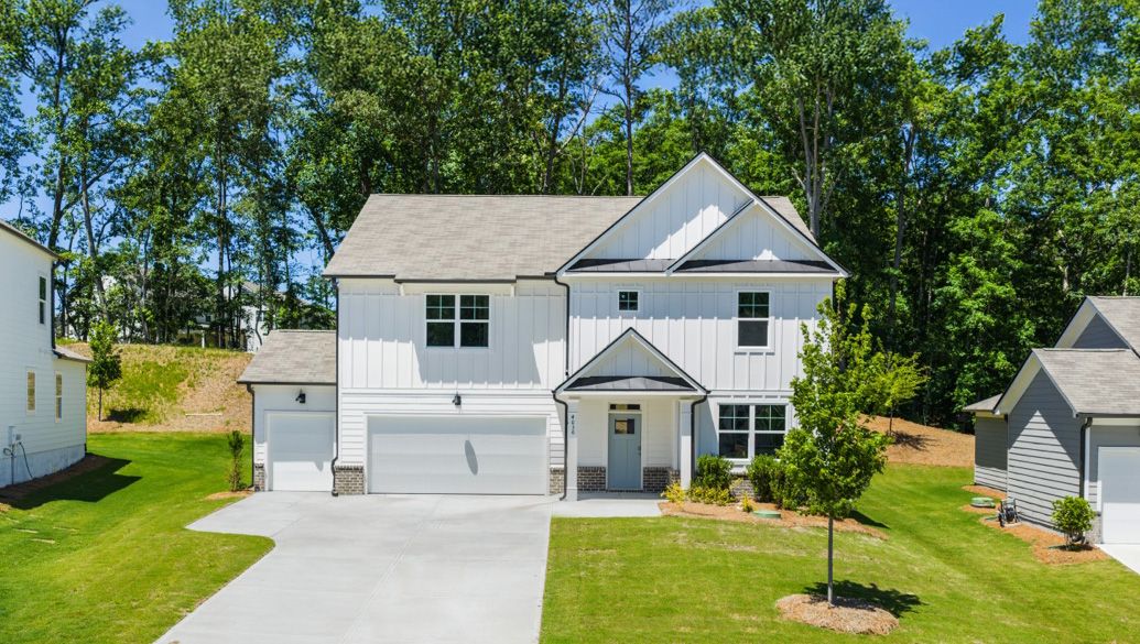 4011 Peregrine Way. Gainesville, GA 30506