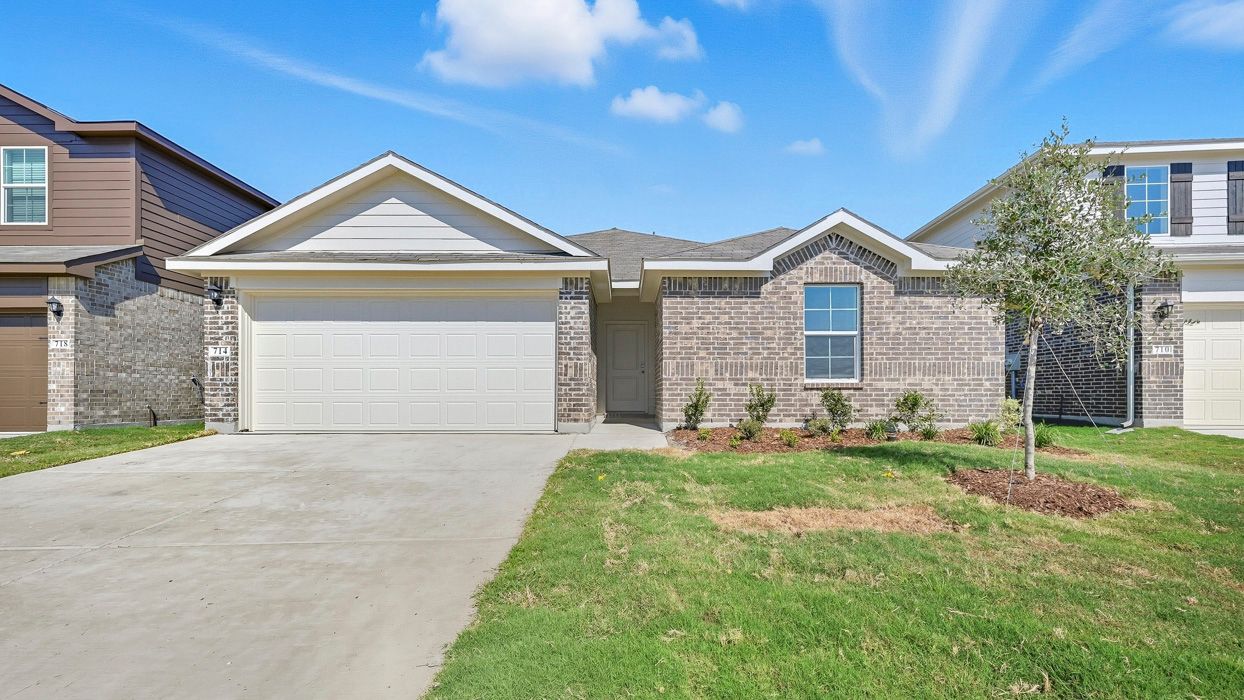 Bellvue - Three Oaks: Sherman, Texas - D.R. Horton