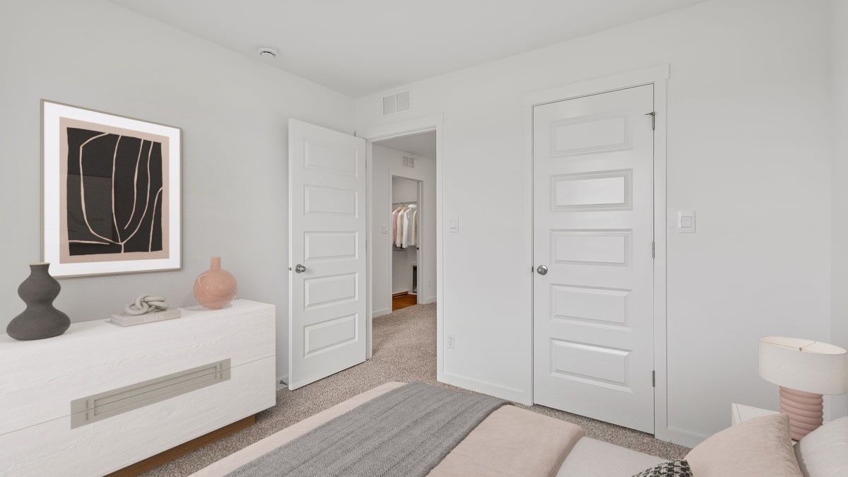 100 Aviana Ave Hobart In 46342. Hobart, IN 46342