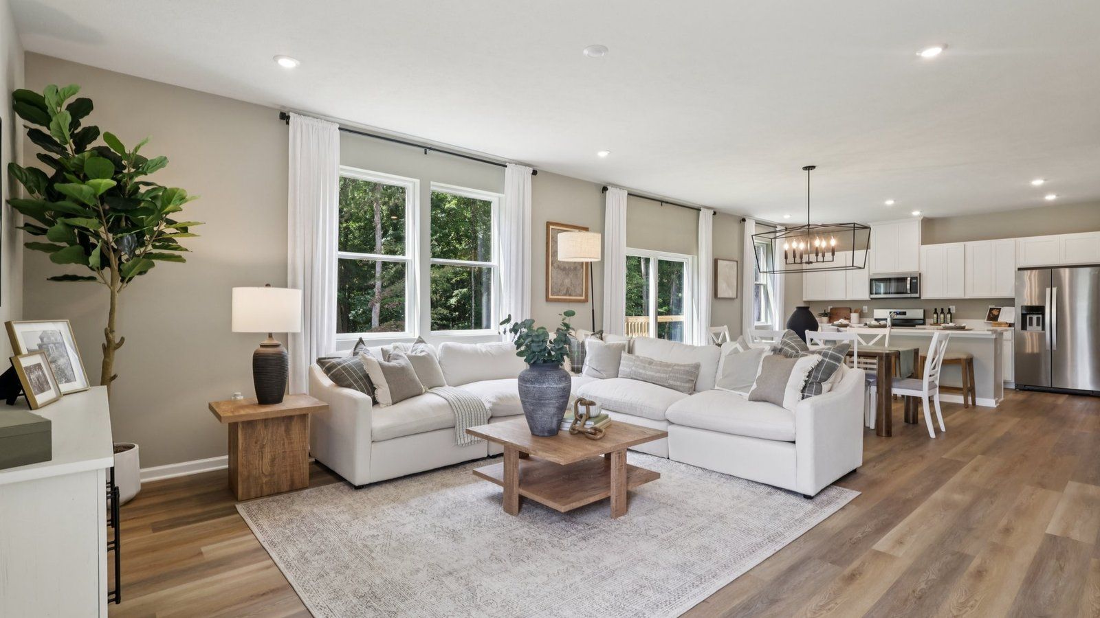 casa en Laurel Hills por D.R. Horton