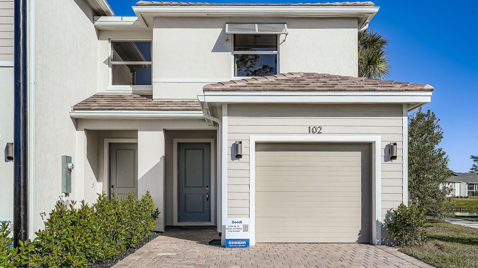 106 Lakeside Landing Drive. Deerfield Beach, FL 33441