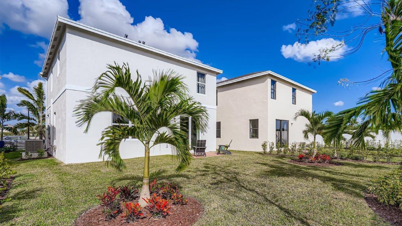 625 Ne 3Rd Street. Florida City, FL 33034