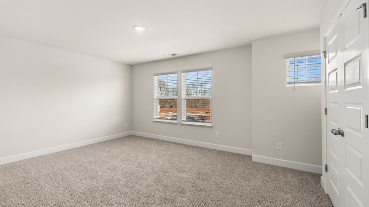 215 Staffin Dr. Senoia, GA 30276