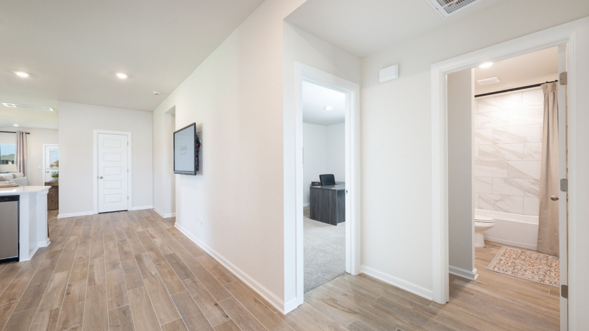 11013 Nw 163Rd Street. Piedmont, OK 73078