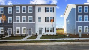 34 Aloma Street (Adams II)