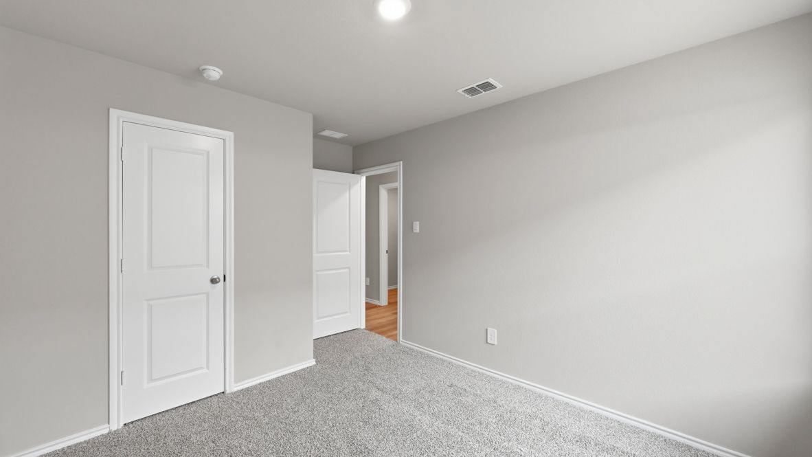 5313 Legends Way. Krum, TX 76249