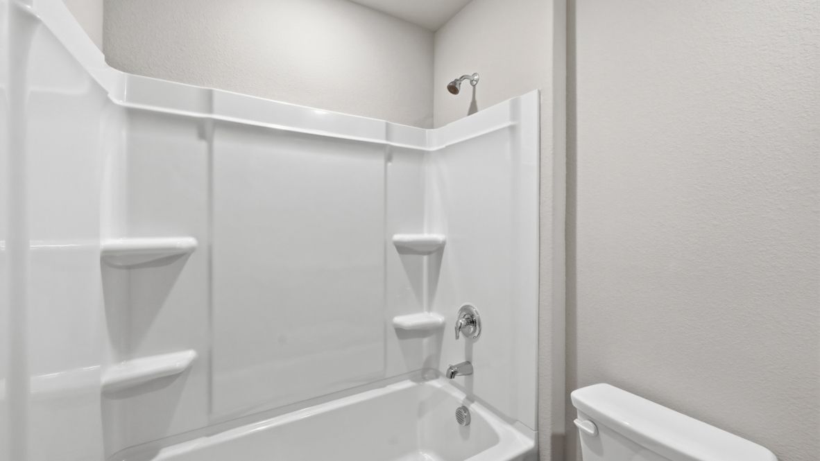 5313 Legends Way. Krum, TX 76249