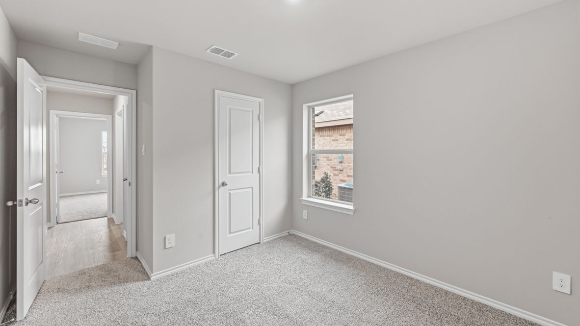 5313 Legends Way. Krum, TX 76249