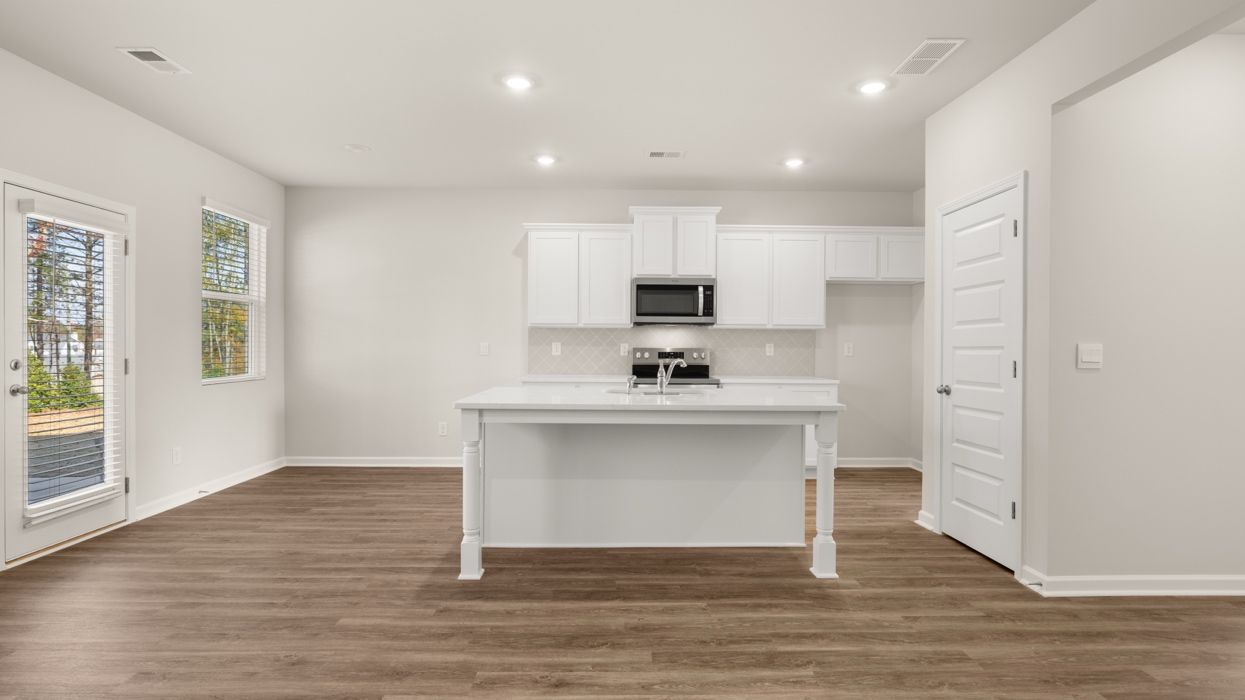 casa en Villas Of Shoal Creek por D.R. Horton