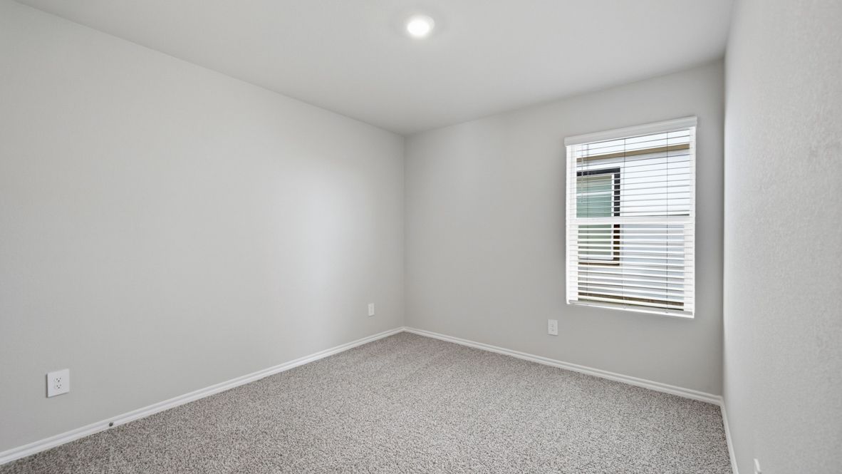 5313 Legends Way. Krum, TX 76249