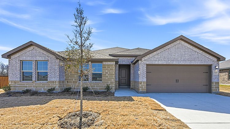107 Aston Way. Terrell, TX 75160
