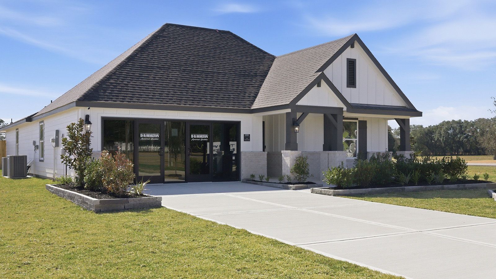 casa en Highland Village por D.R. Horton