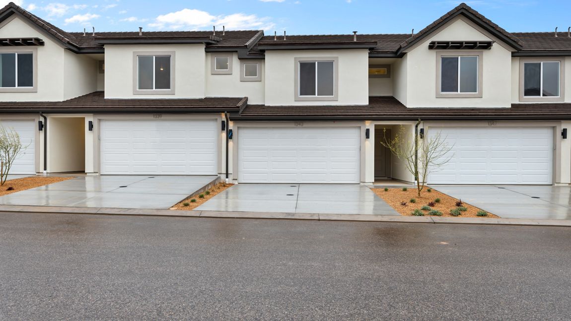 Millbrook - Long Valley: Washington, Utah - D.R. Horton