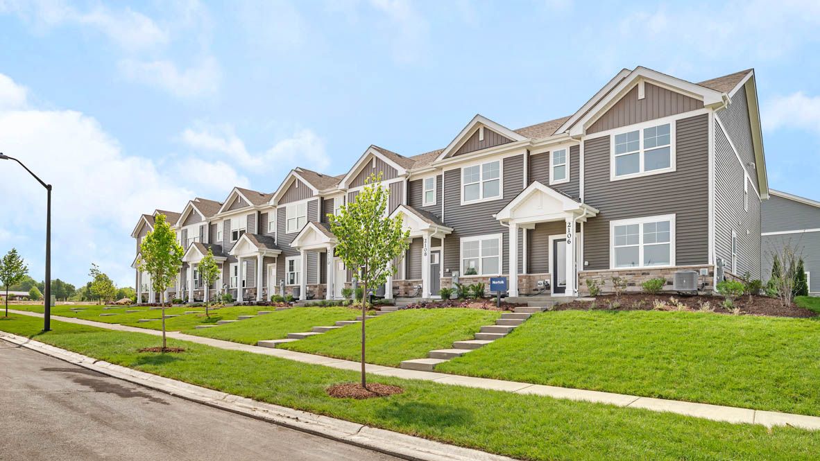 Norfolk - Sonoma Trails Townhomes: Oswego, Illinois - D.R. Horton