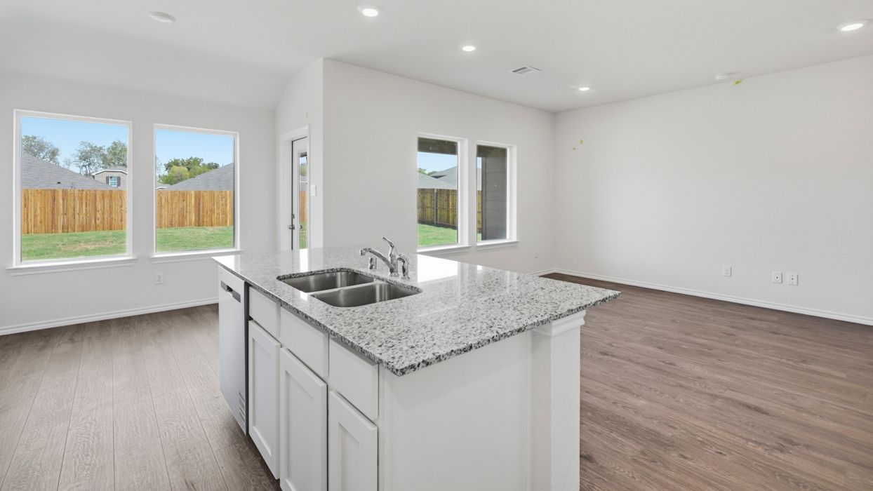 Ashburn - Wildwood: Royse City, Texas - D.R. Horton