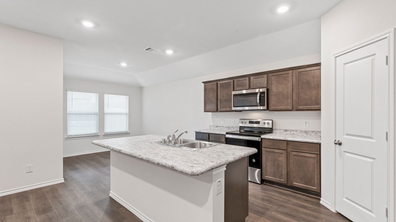 FLORENCE - Blaire Lake: Tyler, Texas - D.R. Horton