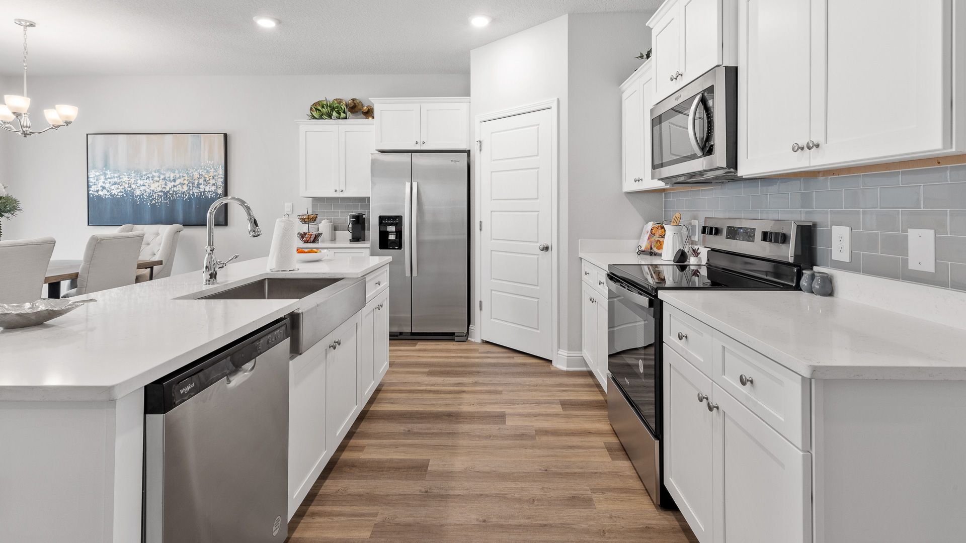 casa en The Village at Spring Hill por D.R. Horton