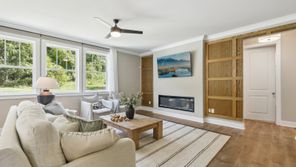 11405 Chalmers Lane (Jamestown III)