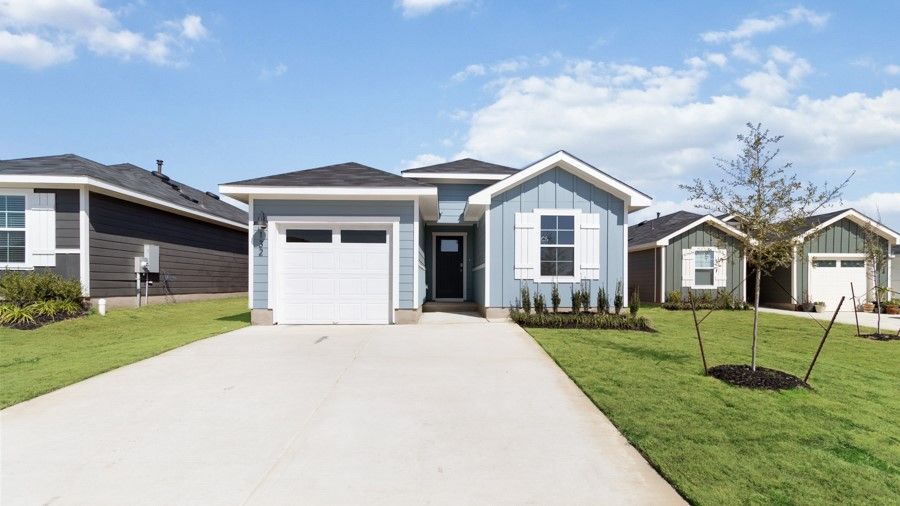 The Danbury - Marigold: Kyle, Texas - D.R. Horton