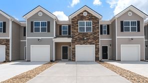 105 Pleasant Woods Trail (Maywood)