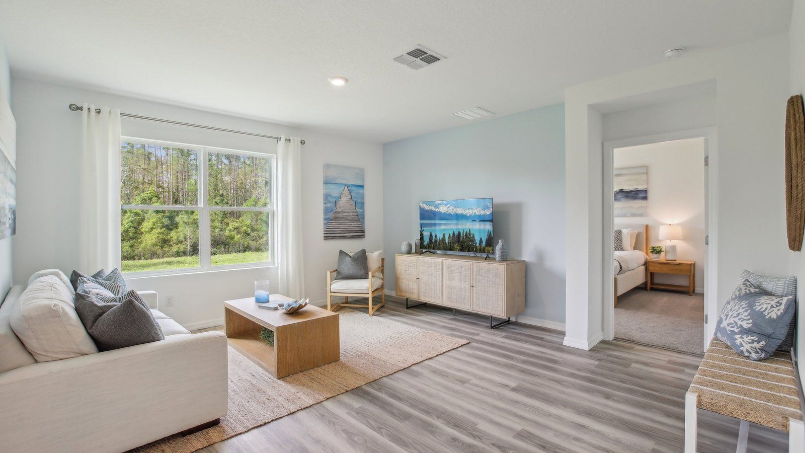 2141 Bluff Heights Dr