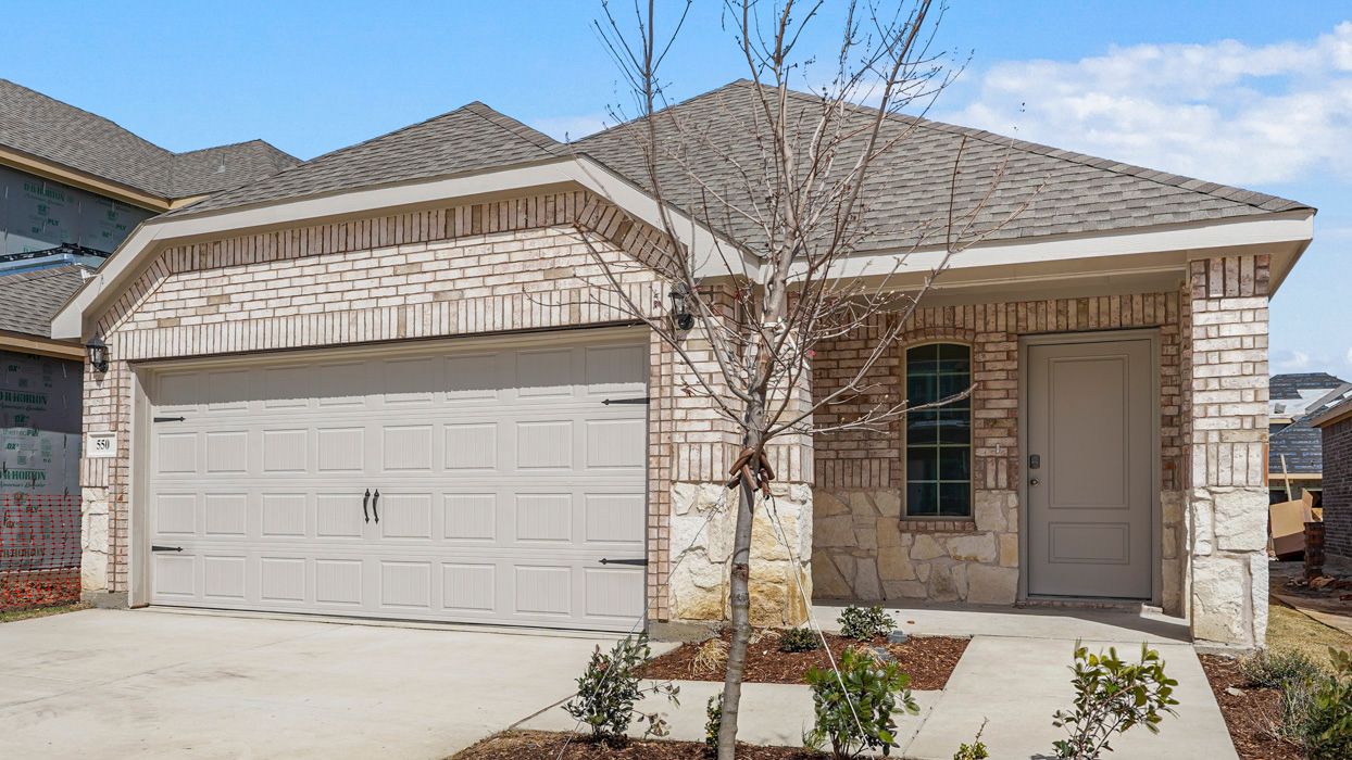 Caroline - Cottonwood: Dorchester, Texas - D.R. Horton