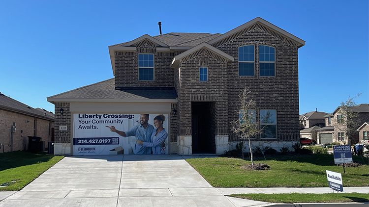 Tangerine - Liberty Crossing: Royse City, Texas - D.R. Horton