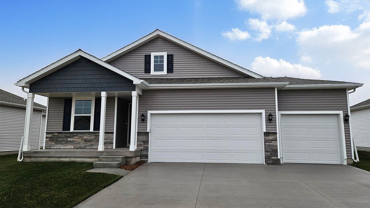 Rolling Prairie Estates por D.R. Horton en Cedar Rapids Iowa