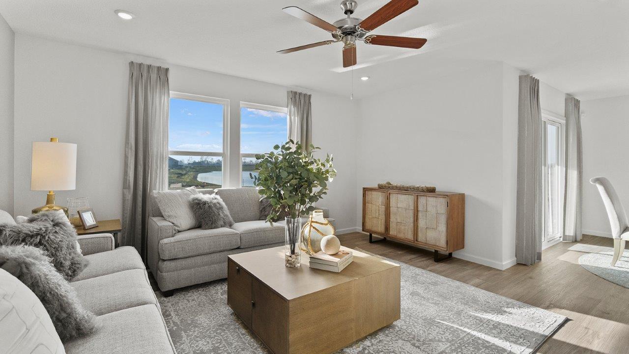 casa en Sierra Ridge por D.R. Horton