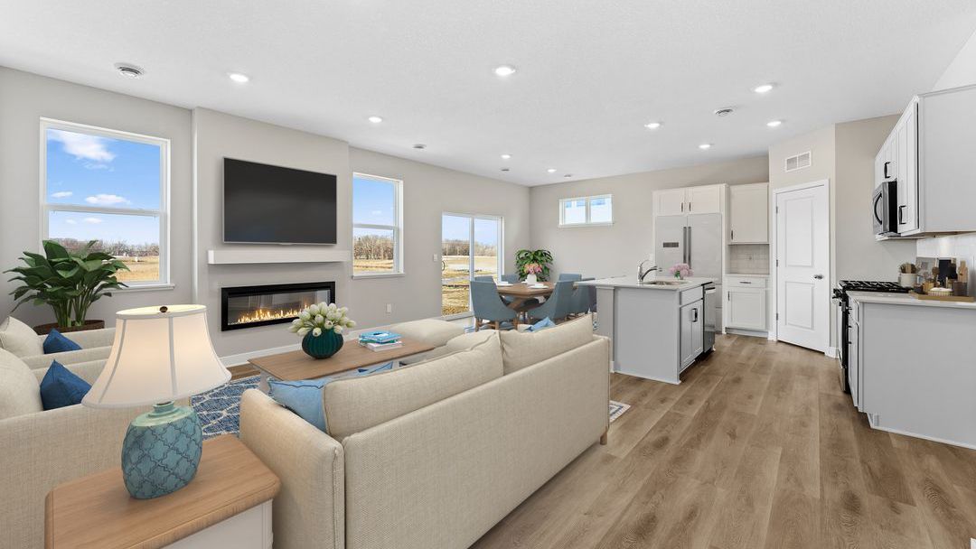 1878 Rainer Drive. Shakopee, MN 55379