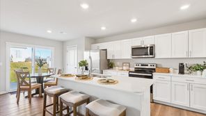 2209 BUGGE DR (Sydney)