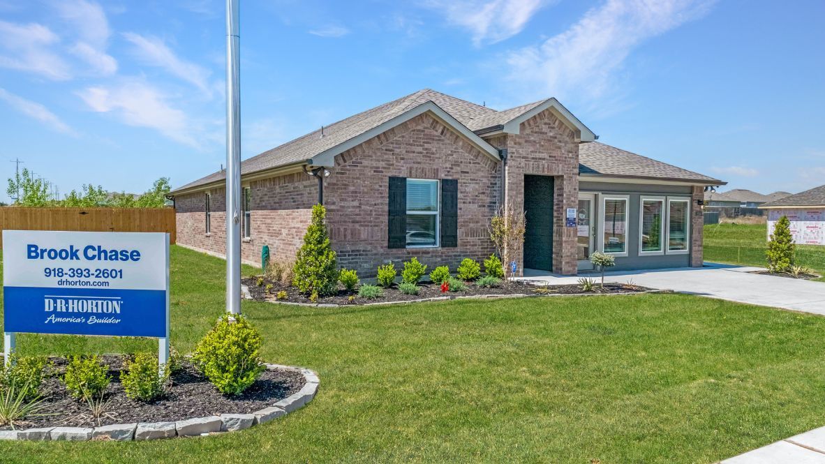 casa en Brook Chase por D.R. Horton